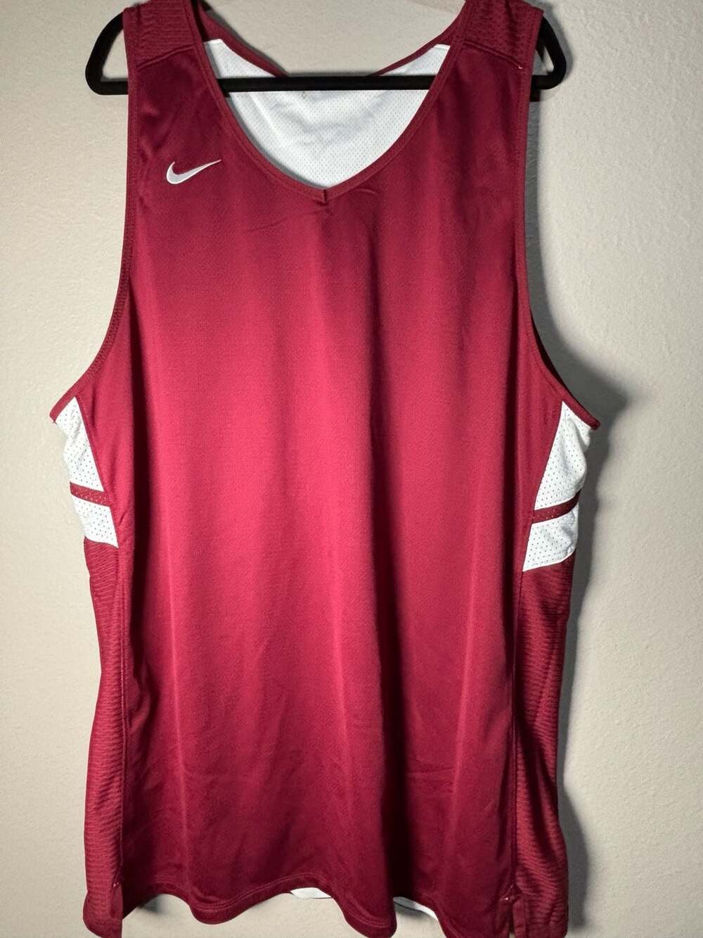 Nike Men's Reversible Dri-FIT Basketball Jersey - Burgundy/White SZ XL